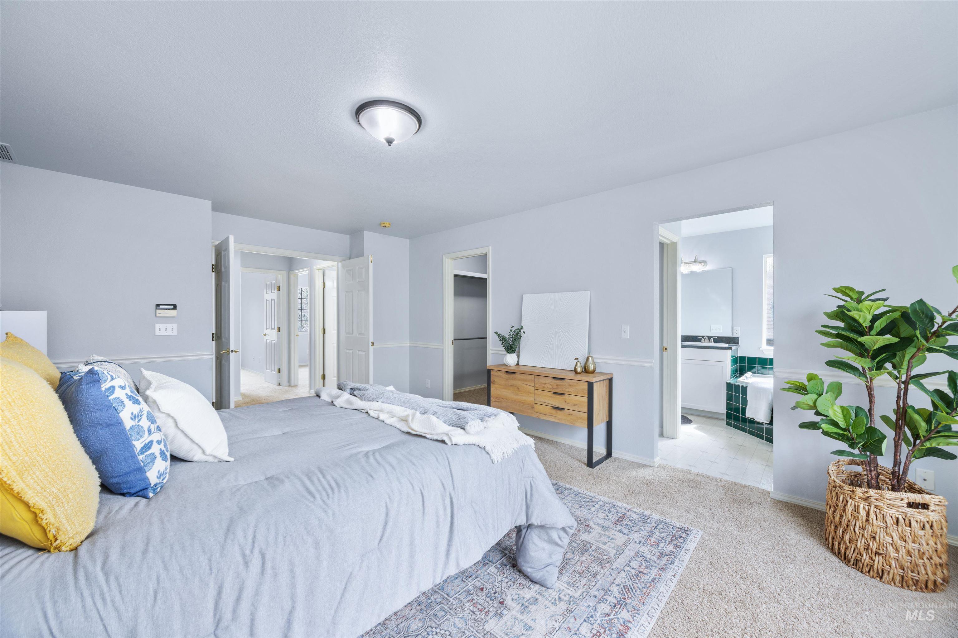 2127 S Whisper Cove Way, Boise, Idaho 83709, 4 Bedrooms, 3 Bathrooms, Residential For Sale, Price $570,000,MLS 98980460