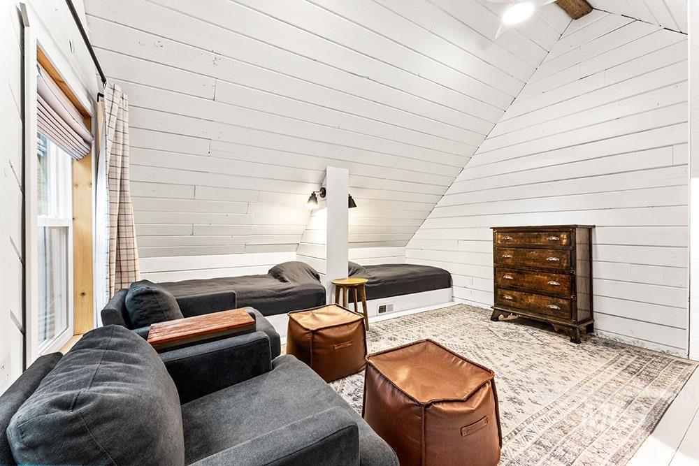 9 Upper Fitchs Point Rd, Garden Valley, Idaho 83622, 3 Bedrooms, 1 Bathroom, Residential For Sale, Price $539,900,MLS 98980468