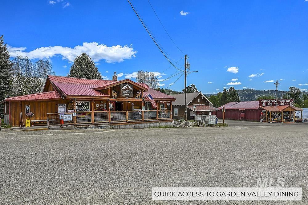 9 Upper Fitchs Point Rd, Garden Valley, Idaho 83622, 3 Bedrooms, 1 Bathroom, Residential For Sale, Price $539,900,MLS 98980468