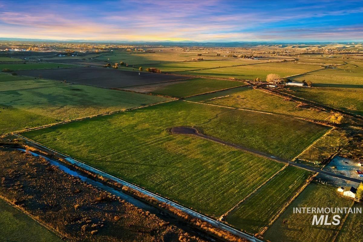 10160 W Clear View Ln, Emmett, Idaho 83617, Land For Sale, Price $395,000,MLS 98980469