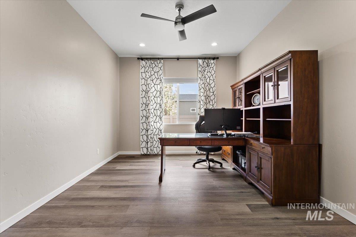 18207 N Begonia Way, Nampa, Idaho 83687, 3 Bedrooms, 2.5 Bathrooms, Residential For Sale, Price $715,000, 98980472