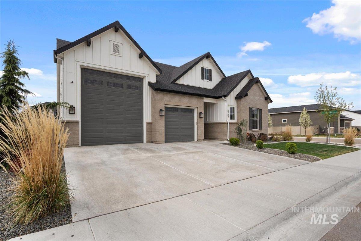 18207 N Begonia Way, Nampa, Idaho 83687, 3 Bedrooms, 2.5 Bathrooms, Residential For Sale, Price $729,900,MLS 98980472