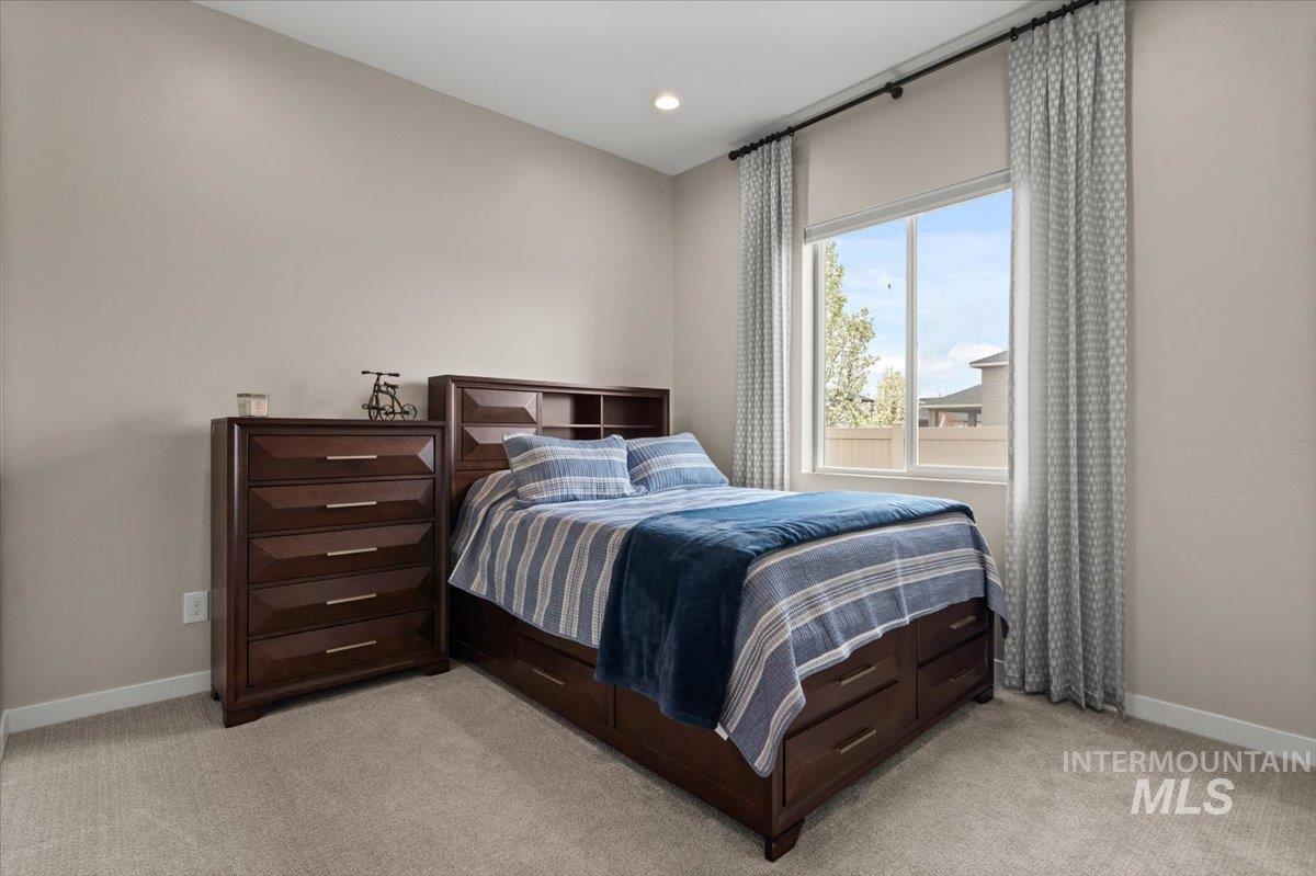 18207 N Begonia Way, Nampa, Idaho 83687, 3 Bedrooms, 2.5 Bathrooms, Residential For Sale, Price $715,000, 98980472