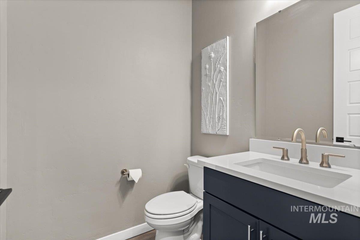 18207 N Begonia Way, Nampa, Idaho 83687, 3 Bedrooms, 2.5 Bathrooms, Residential For Sale, Price $729,900,MLS 98980472