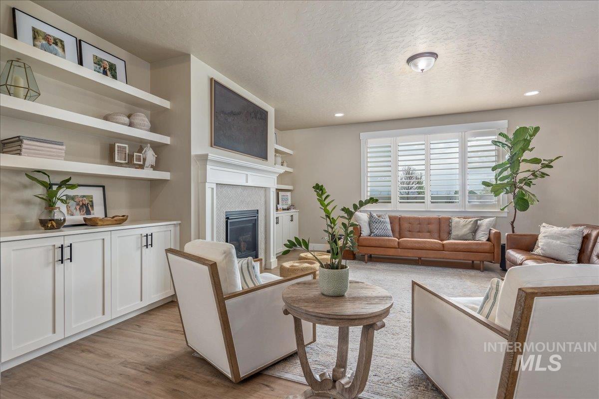 1216 N Kenora Ave., Star, Idaho 83669, 5 Bedrooms, 3.5 Bathrooms, Residential For Sale, Price $984,900, 98980473