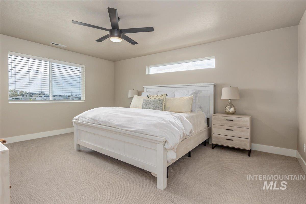 1216 N Kenora Ave., Star, Idaho 83669, 5 Bedrooms, 3.5 Bathrooms, Residential For Sale, Price $949,900, 98980473
