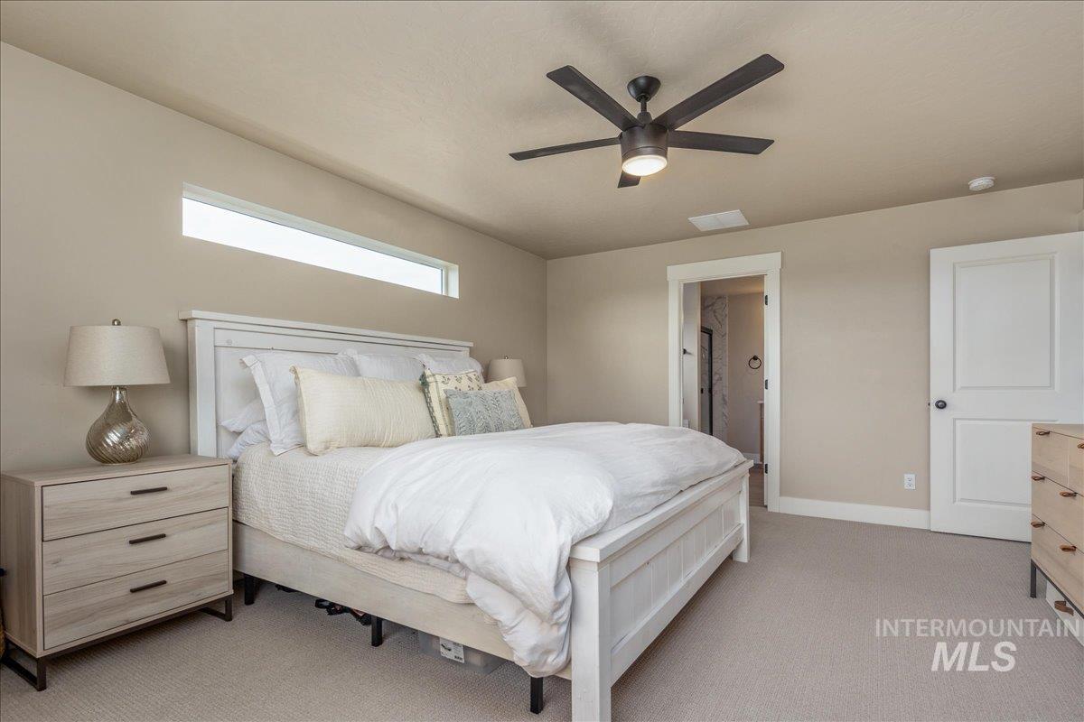 1216 N Kenora Ave., Star, Idaho 83669, 5 Bedrooms, 3.5 Bathrooms, Residential For Sale, Price $984,900, 98980473