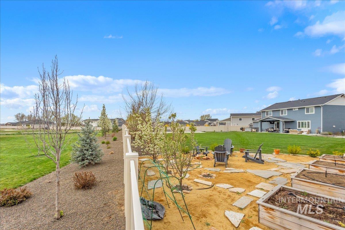 1216 N Kenora Ave., Star, Idaho 83669, 5 Bedrooms, 3.5 Bathrooms, Residential For Sale, Price $984,900, 98980473