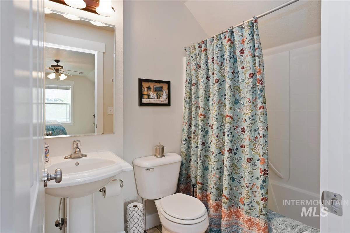 2298 E McPherson St, Meridian, Idaho 83642, 3 Bedrooms, 3 Bathrooms, Residential For Sale, Price $545,000,MLS 98980474