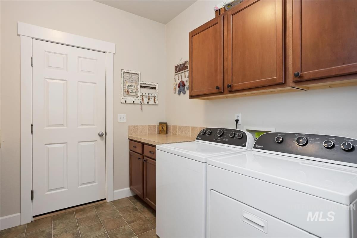 2298 E McPherson St, Meridian, Idaho 83642, 3 Bedrooms, 3 Bathrooms, Residential For Sale, Price $545,000,MLS 98980474