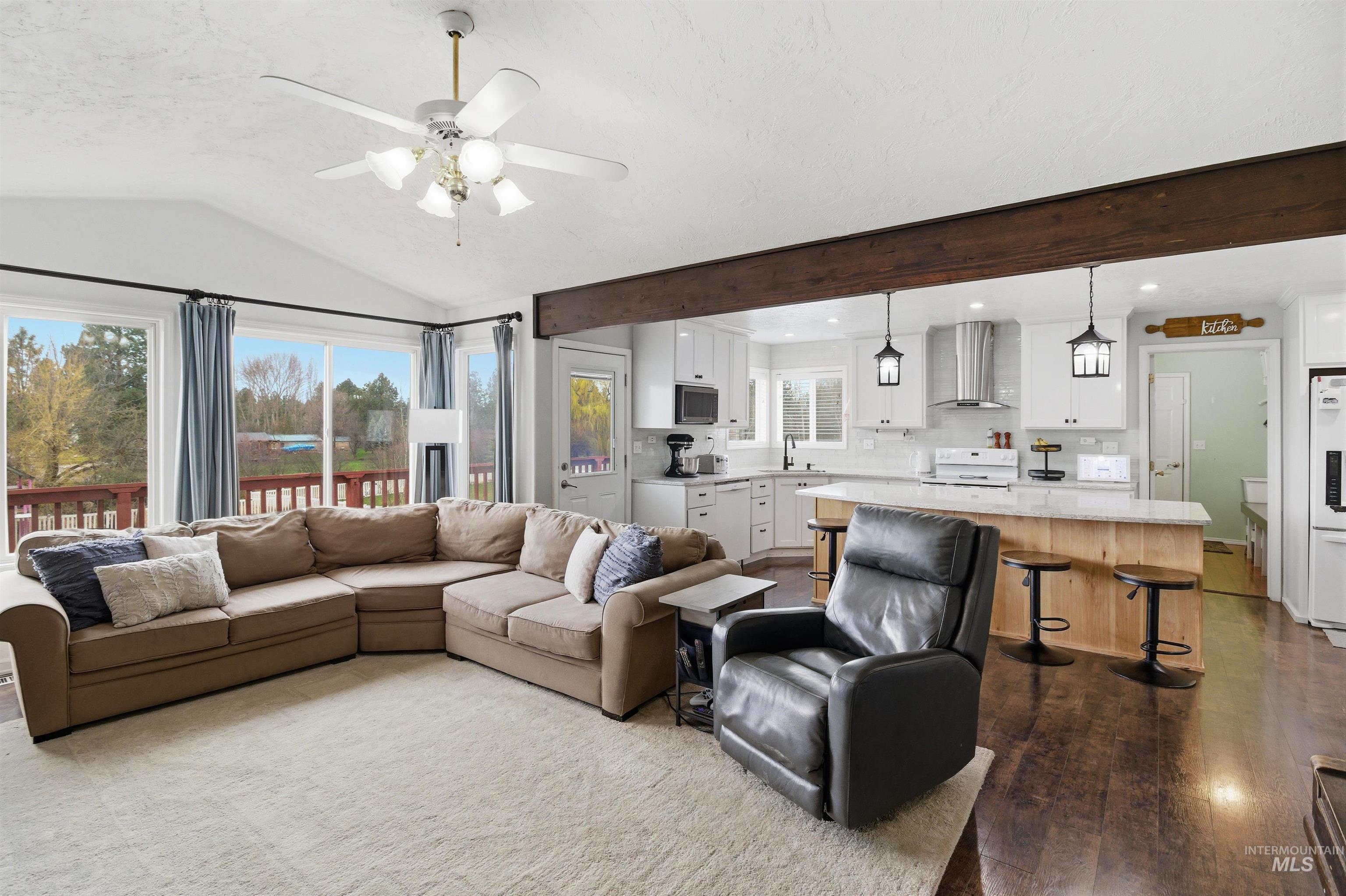 237 Sunrise Dr, Moscow, Idaho 83843, 5 Bedrooms, 3 Bathrooms, Residential For Sale, Price $719,000,MLS 98980475