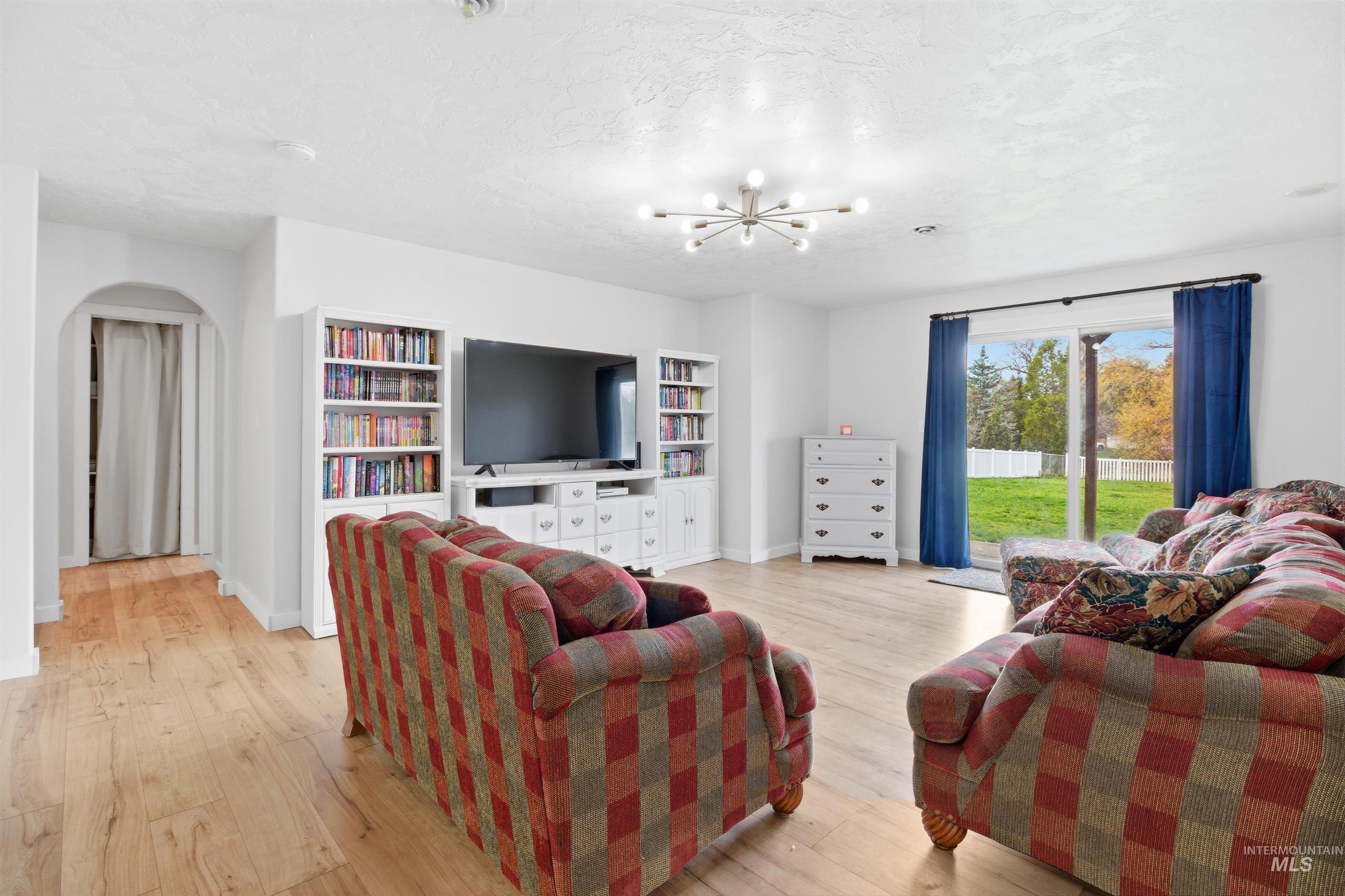 237 Sunrise Dr, Moscow, Idaho 83843, 5 Bedrooms, 3 Bathrooms, Residential For Sale, Price $719,000,MLS 98980475