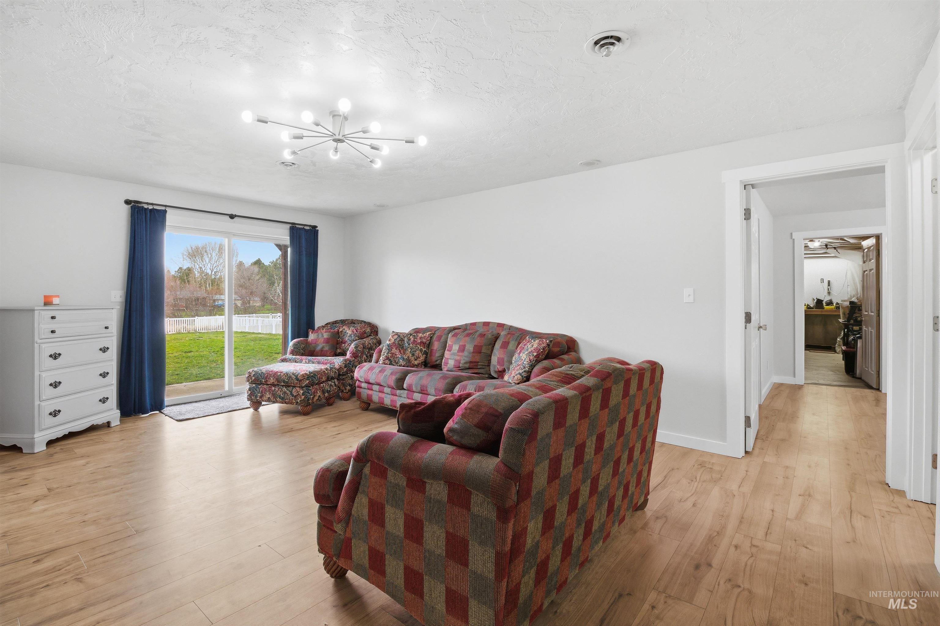 237 Sunrise Dr, Moscow, Idaho 83843, 5 Bedrooms, 3 Bathrooms, Residential For Sale, Price $719,000,MLS 98980475