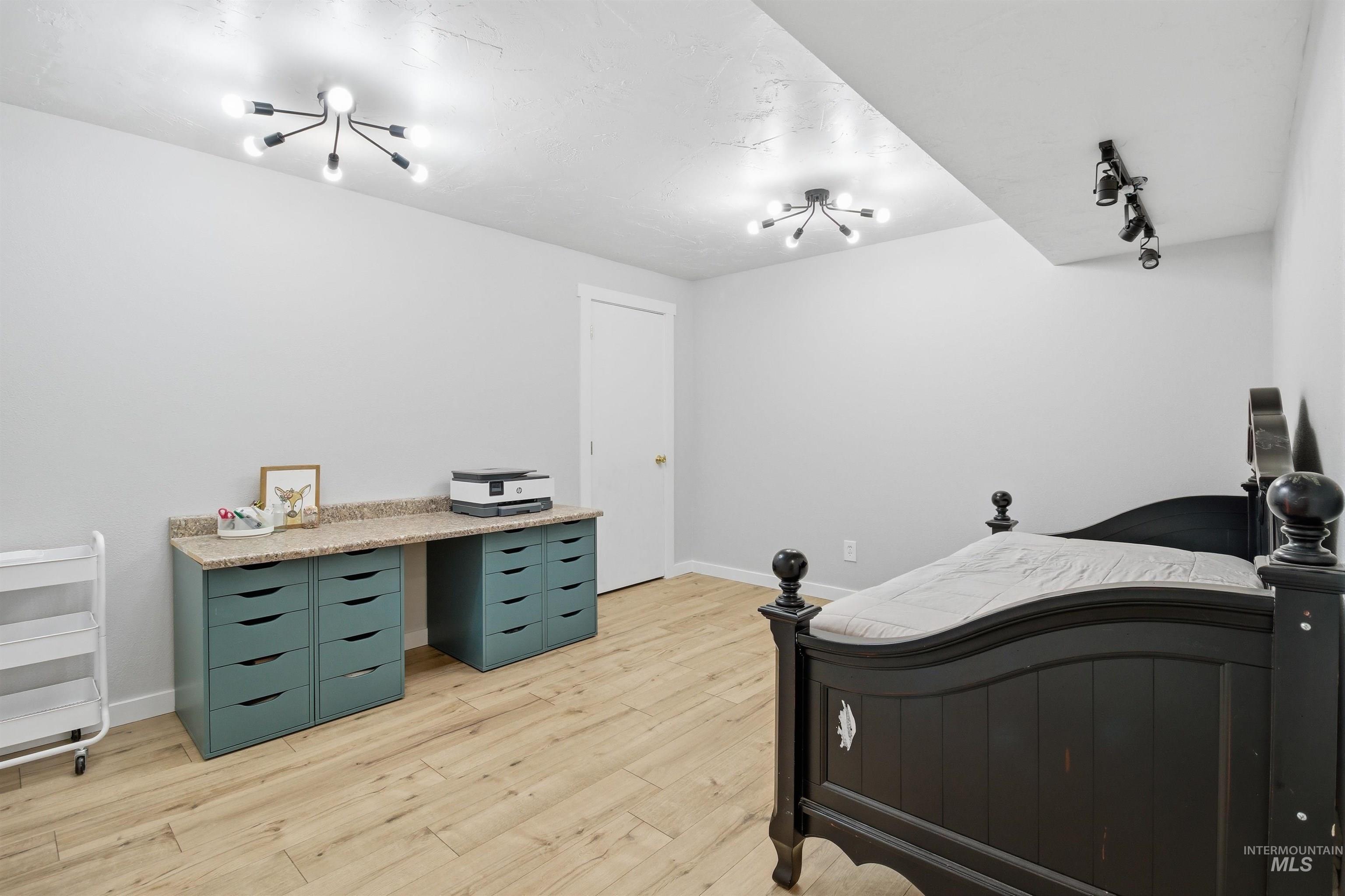 237 Sunrise Dr, Moscow, Idaho 83843, 5 Bedrooms, 3 Bathrooms, Residential For Sale, Price $719,000,MLS 98980475