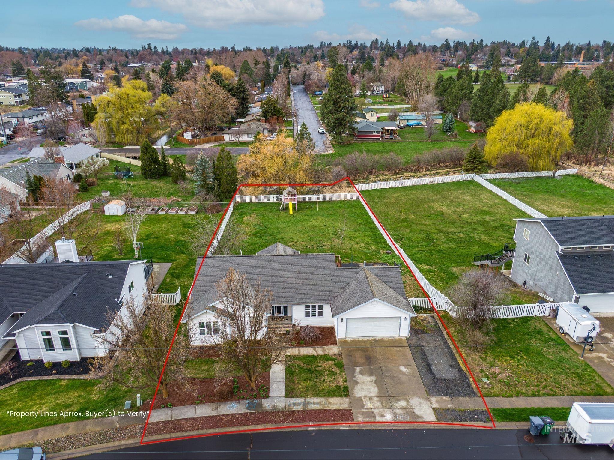 237 Sunrise Dr, Moscow, Idaho 83843, 5 Bedrooms, 3 Bathrooms, Residential For Sale, Price $709,000, 98980475