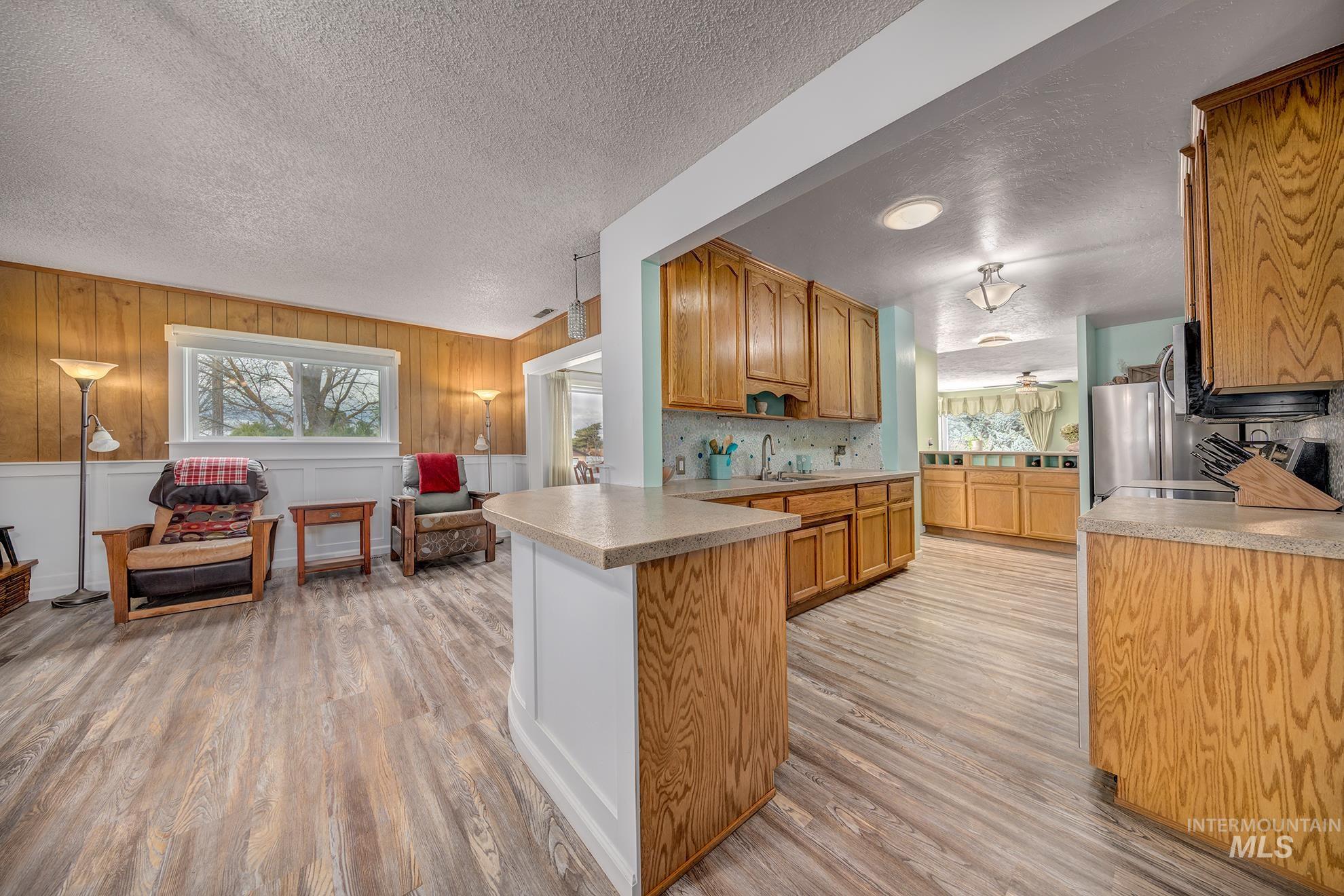 148 N 20th St, Payette, Idaho 83661, 3 Bedrooms, 2 Bathrooms, Residential For Sale, Price $399,000,MLS 98980477