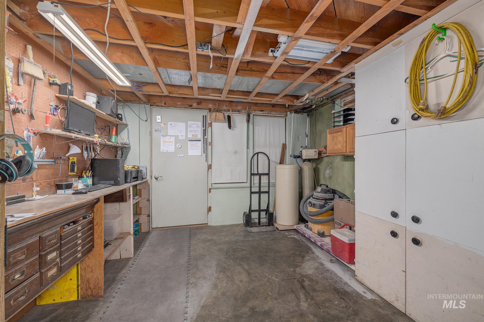 148 N 20th St, Payette, Idaho 83661, 3 Bedrooms, 2 Bathrooms, Residential For Sale, Price $399,000,MLS 98980477