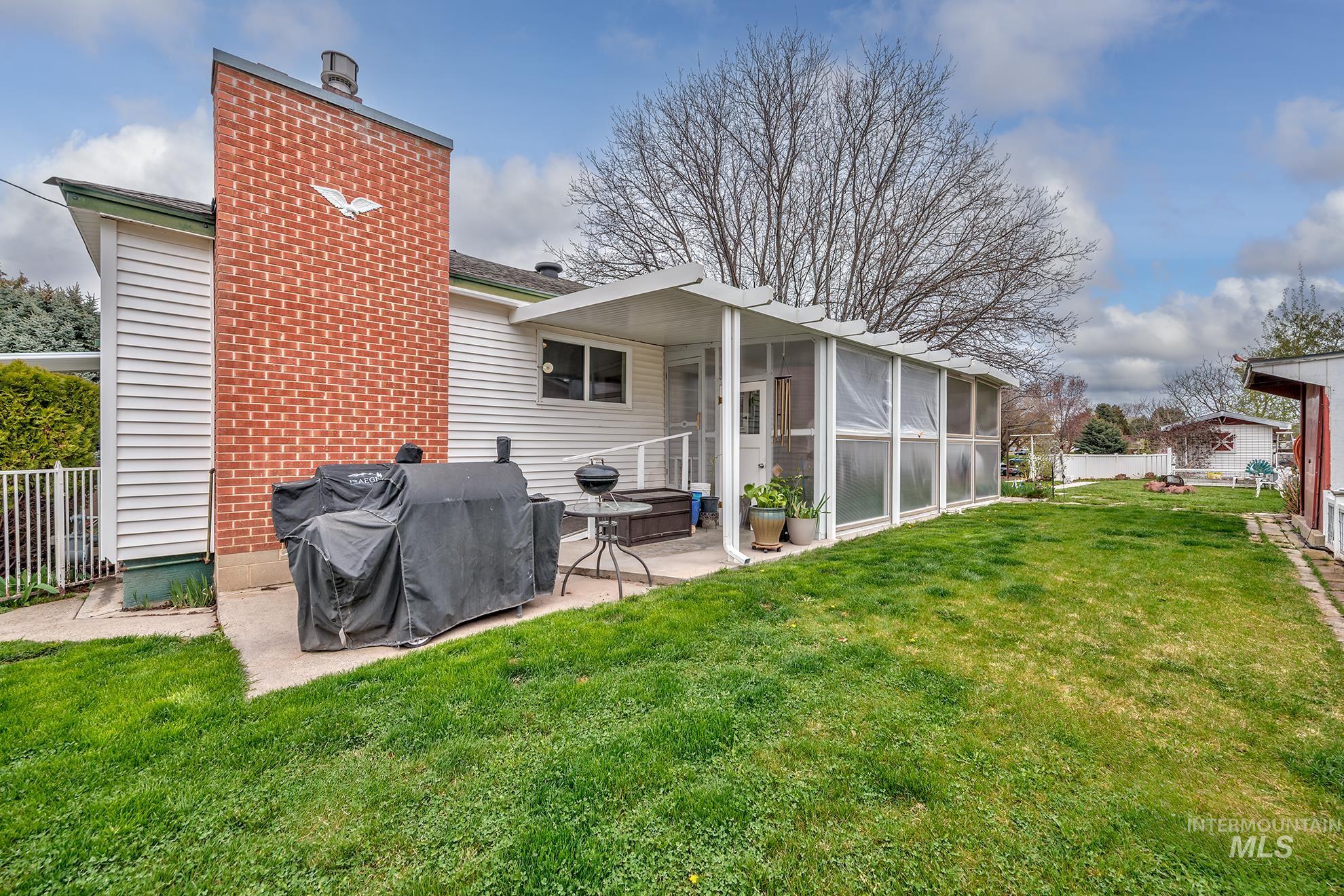 148 N 20th St, Payette, Idaho 83661, 3 Bedrooms, 2 Bathrooms, Residential For Sale, Price $399,000,MLS 98980477