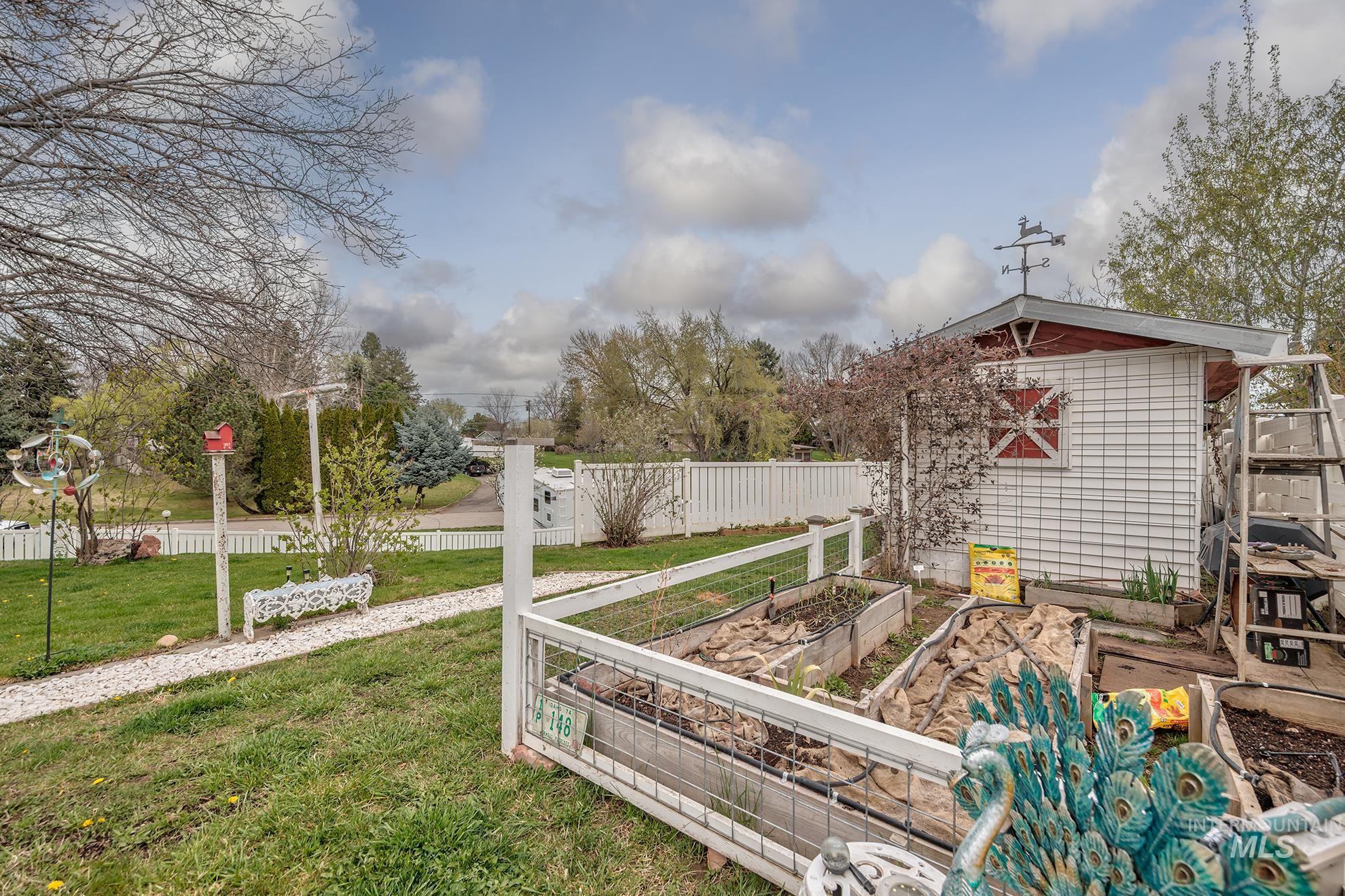 148 N 20th St, Payette, Idaho 83661, 3 Bedrooms, 2 Bathrooms, Residential For Sale, Price $399,000,MLS 98980477