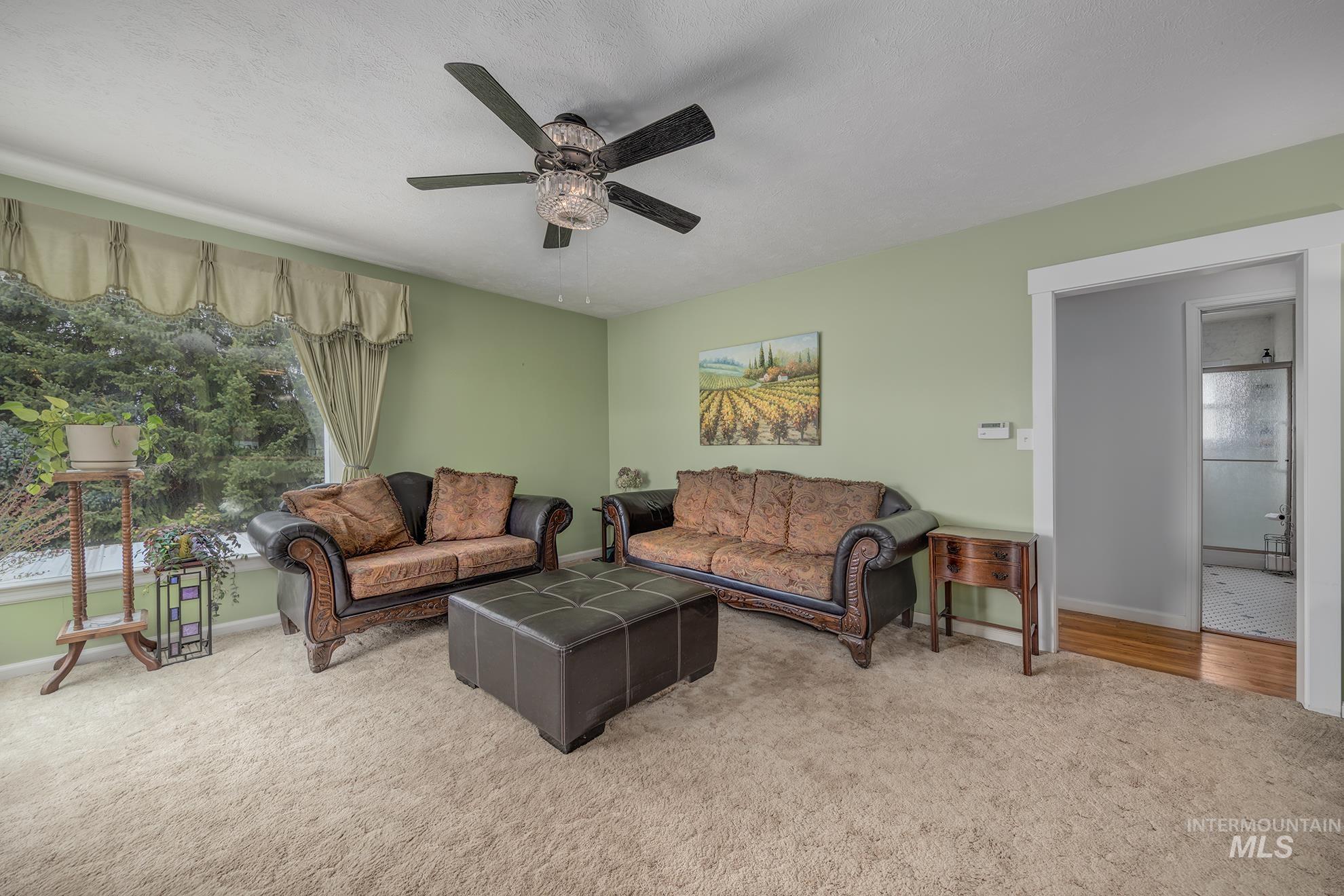 148 N 20th St, Payette, Idaho 83661, 3 Bedrooms, 2 Bathrooms, Residential For Sale, Price $399,000,MLS 98980477