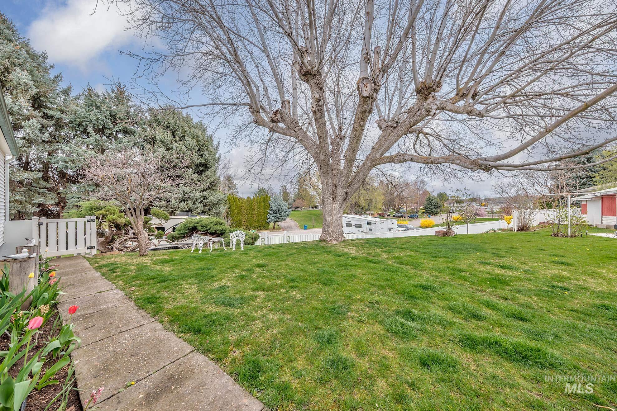 148 N 20th St, Payette, Idaho 83661, 3 Bedrooms, 2 Bathrooms, Residential For Sale, Price $399,000,MLS 98980477