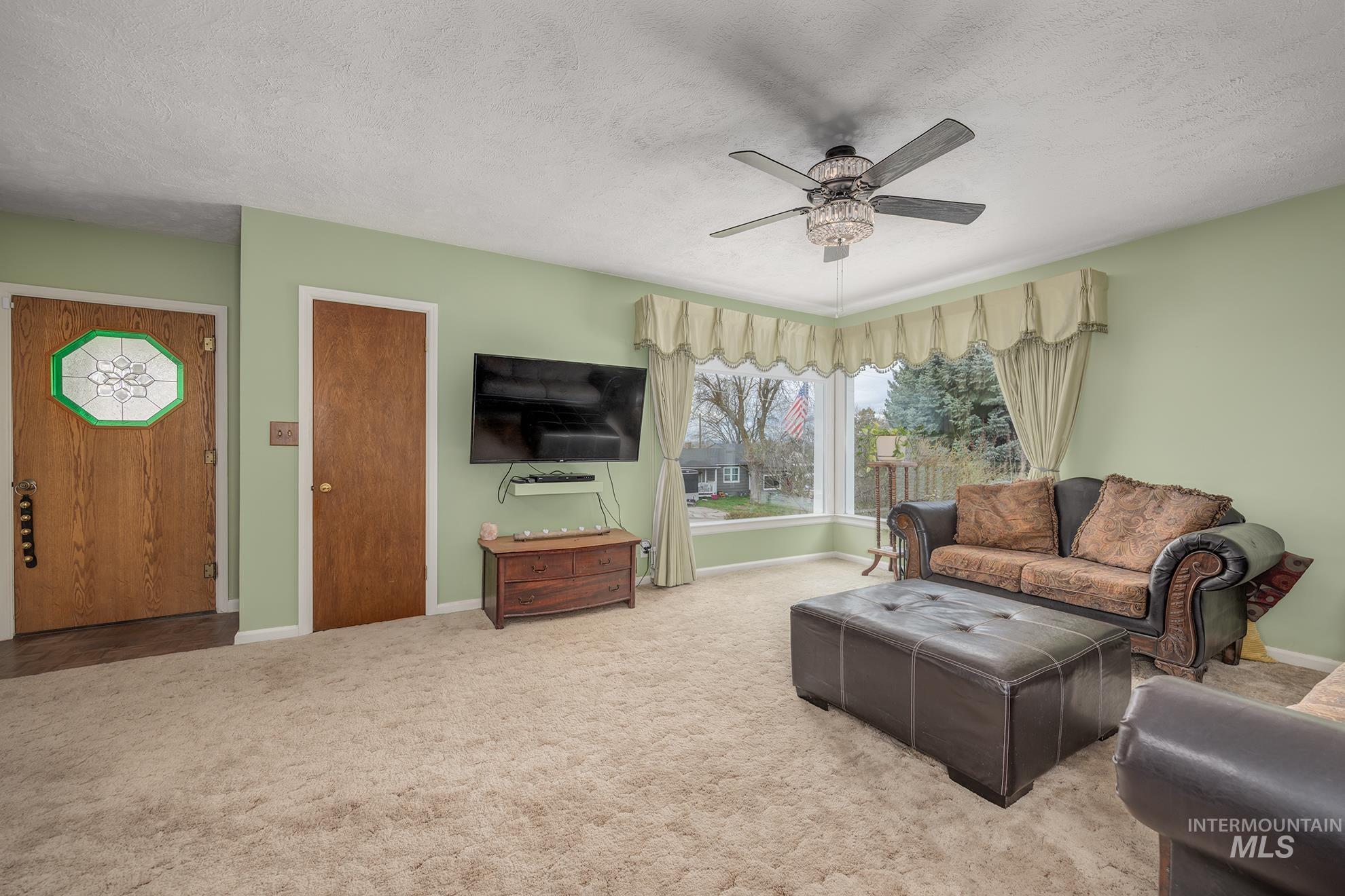 148 N 20th St, Payette, Idaho 83661, 3 Bedrooms, 2 Bathrooms, Residential For Sale, Price $399,000,MLS 98980477