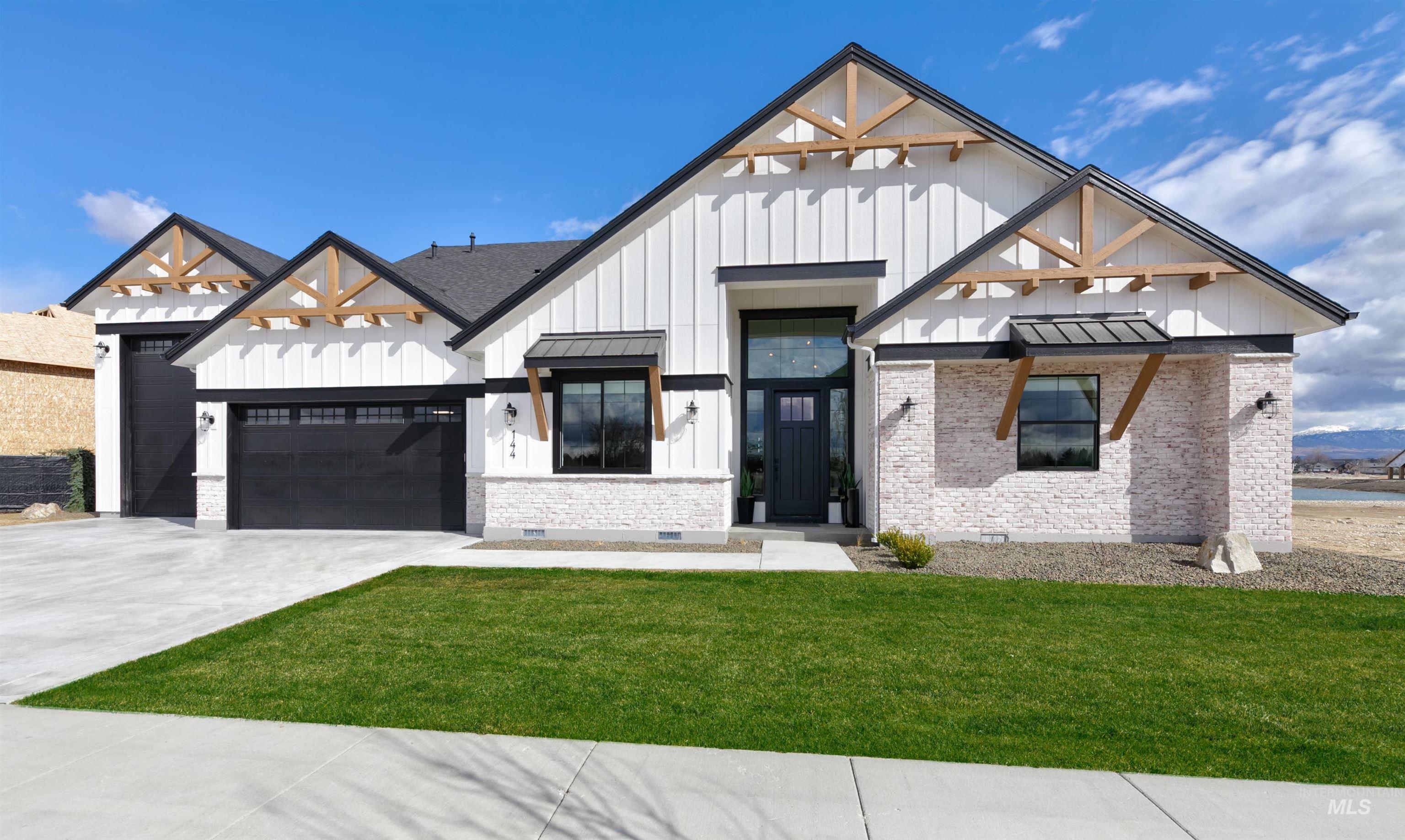 4390 W Strant Dr., Eagle, Idaho 83616, 3 Bedrooms, 2.5 Bathrooms, Residential For Sale, Price $1,416,907,MLS 98980480
