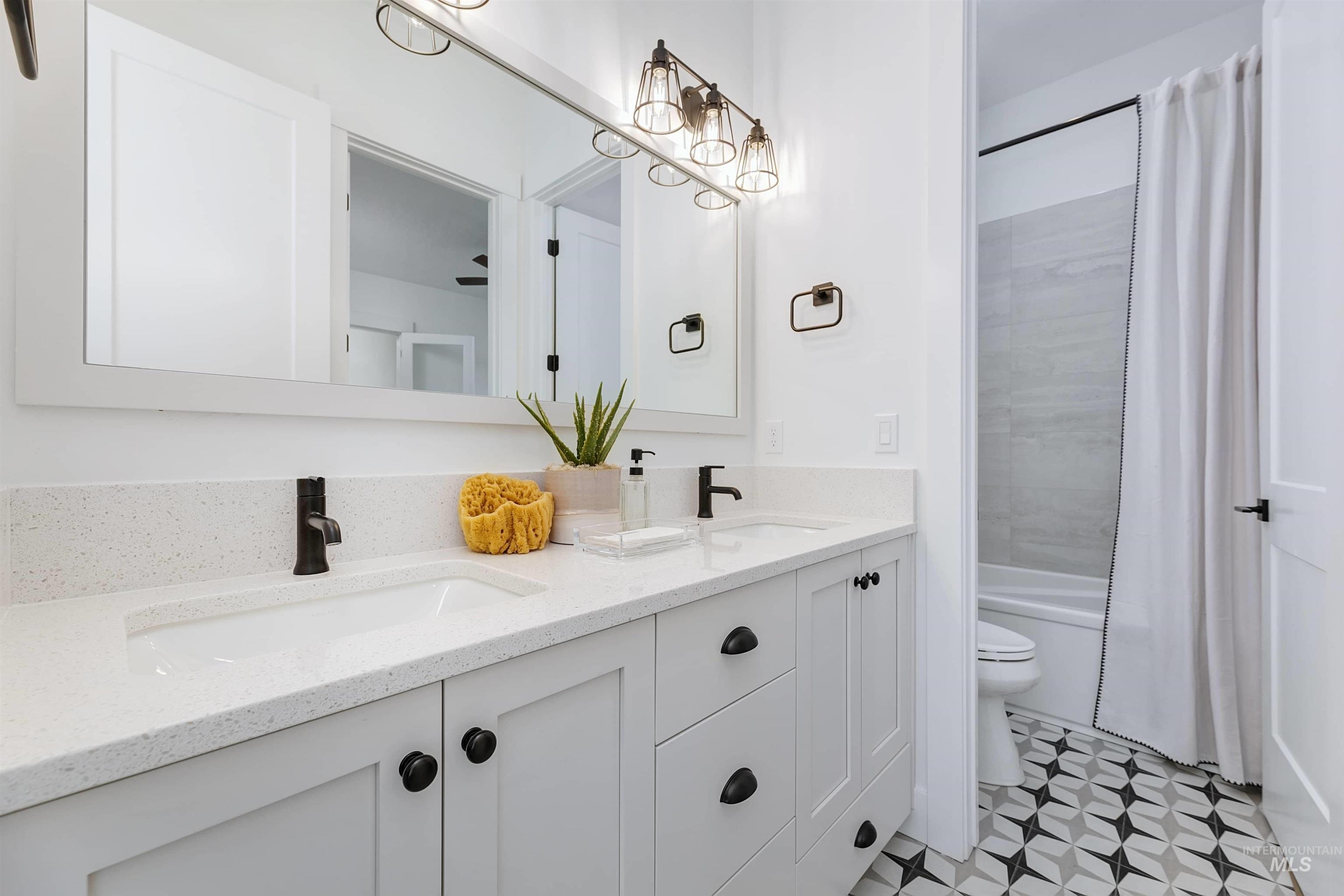 4390 W Strant Dr., Eagle, Idaho 83616, 3 Bedrooms, 2.5 Bathrooms, Residential For Sale, Price $1,416,907,MLS 98980480