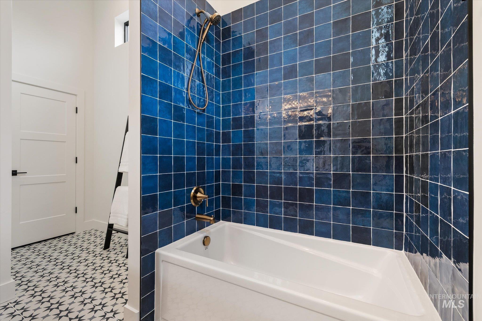 5616 W Grover St, Boise, Idaho 83705, 4 Bedrooms, 3 Bathrooms, Residential For Sale, Price $799,800,MLS 98980481