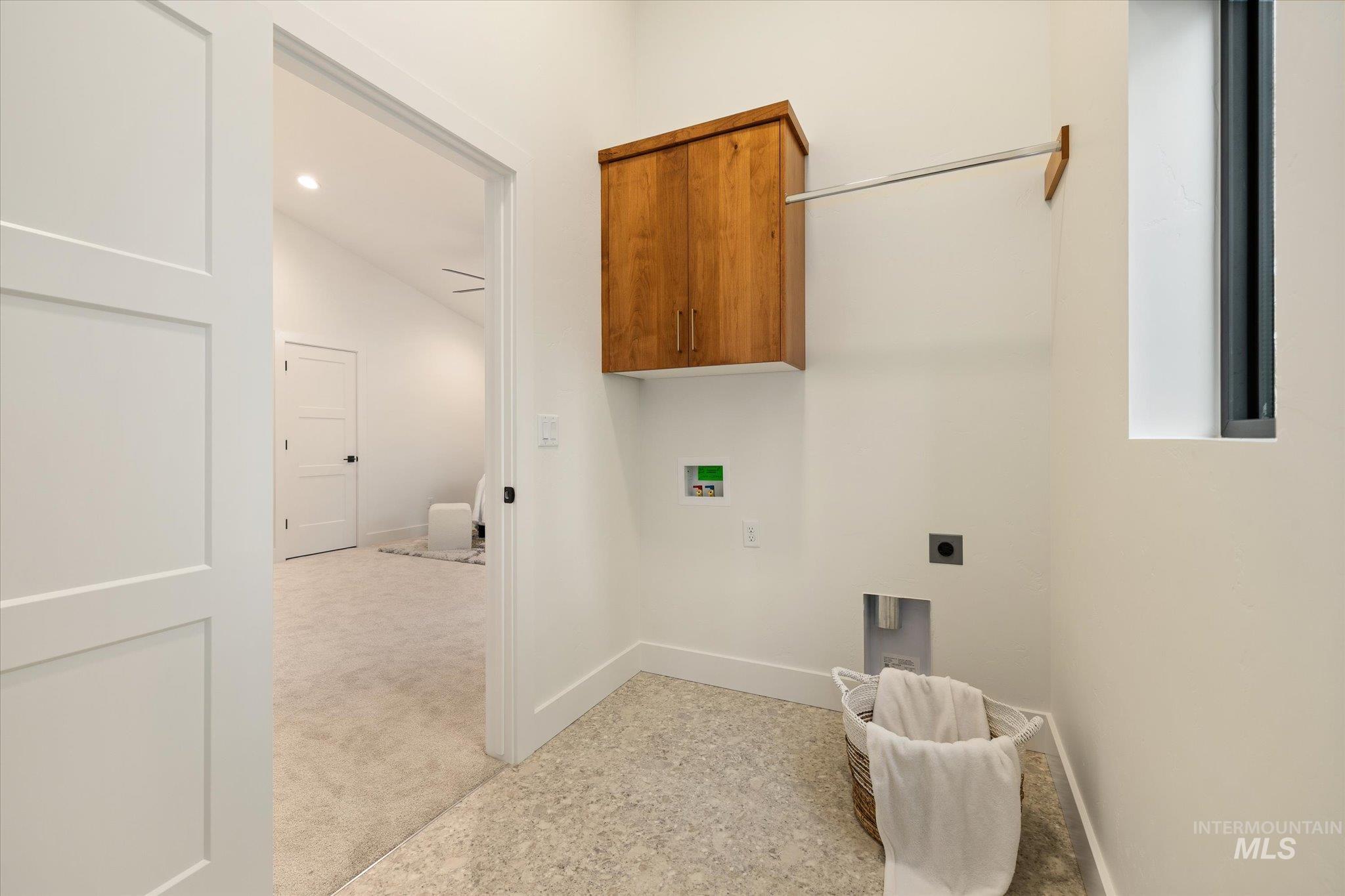 5616 W Grover St, Boise, Idaho 83705, 4 Bedrooms, 3 Bathrooms, Residential For Sale, Price $799,800,MLS 98980481