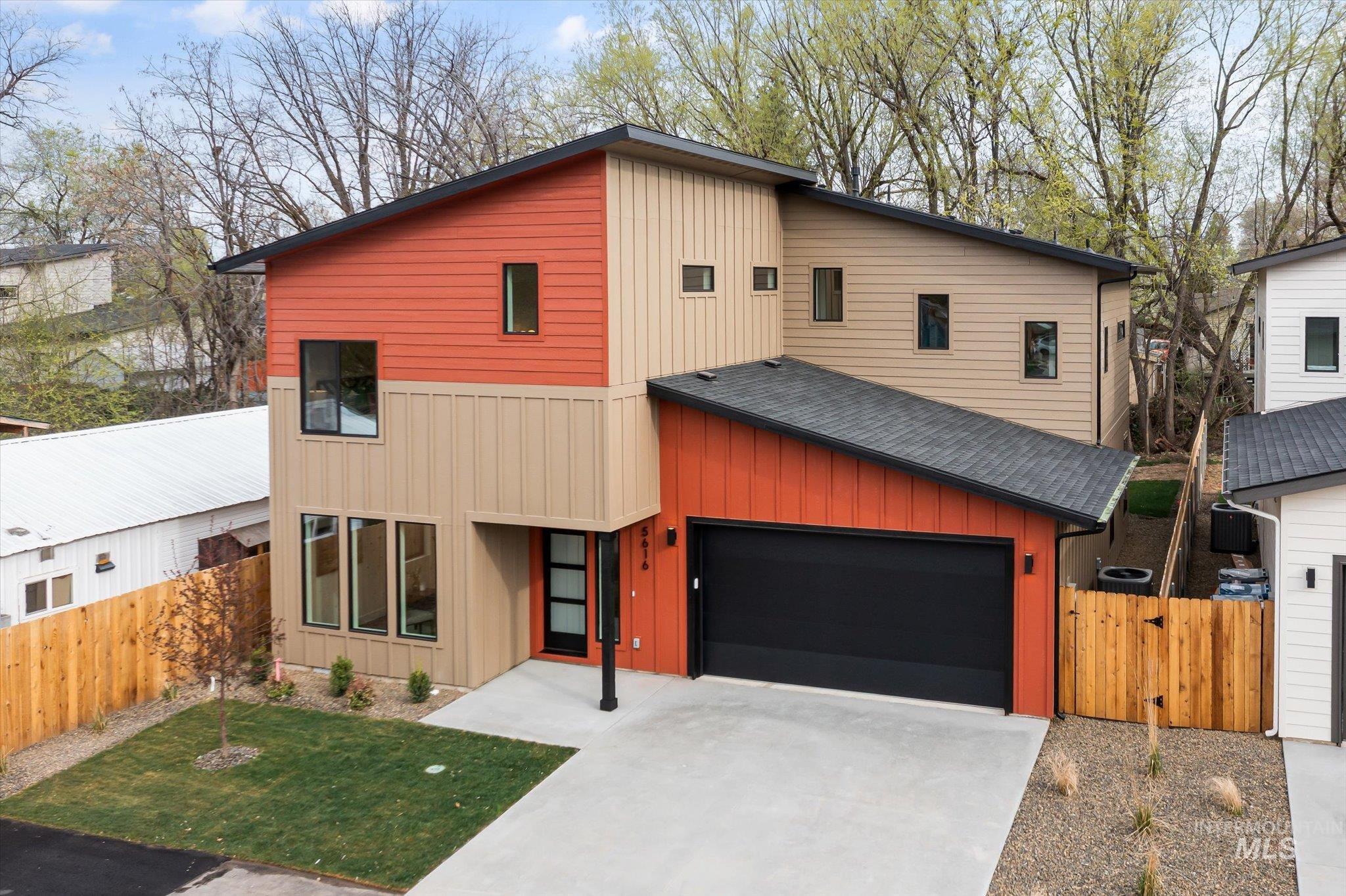 5616 W Grover St, Boise, Idaho 83705, 4 Bedrooms, 3 Bathrooms, Residential For Sale, Price $799,800,MLS 98980481