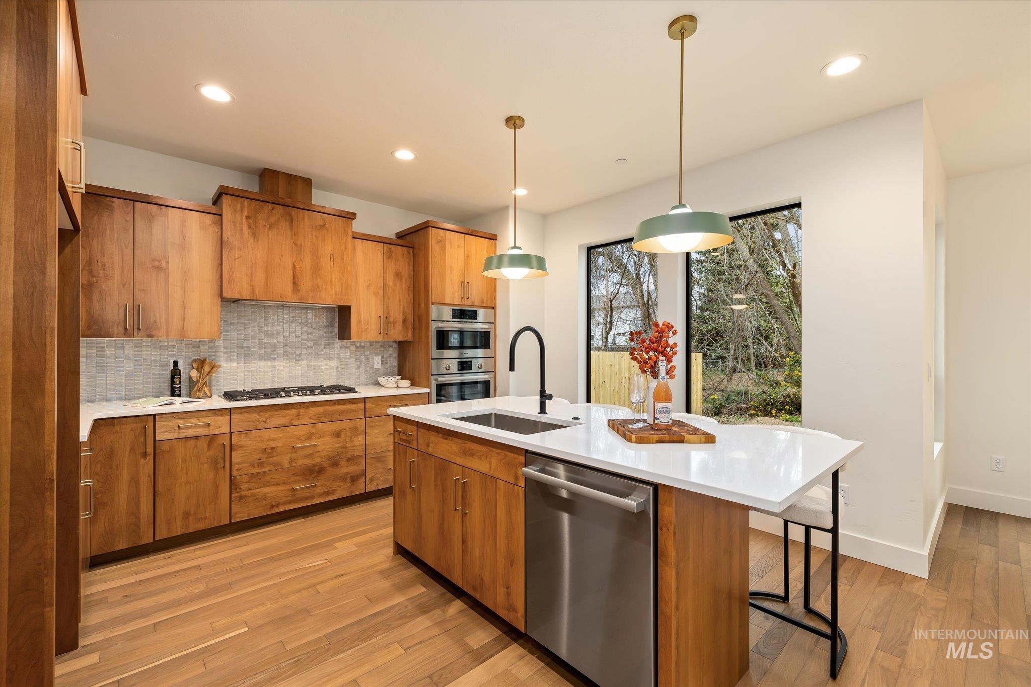 5616 W Grover St, Boise, Idaho 83705, 4 Bedrooms, 3 Bathrooms, Residential For Sale, Price $799,800,MLS 98980481