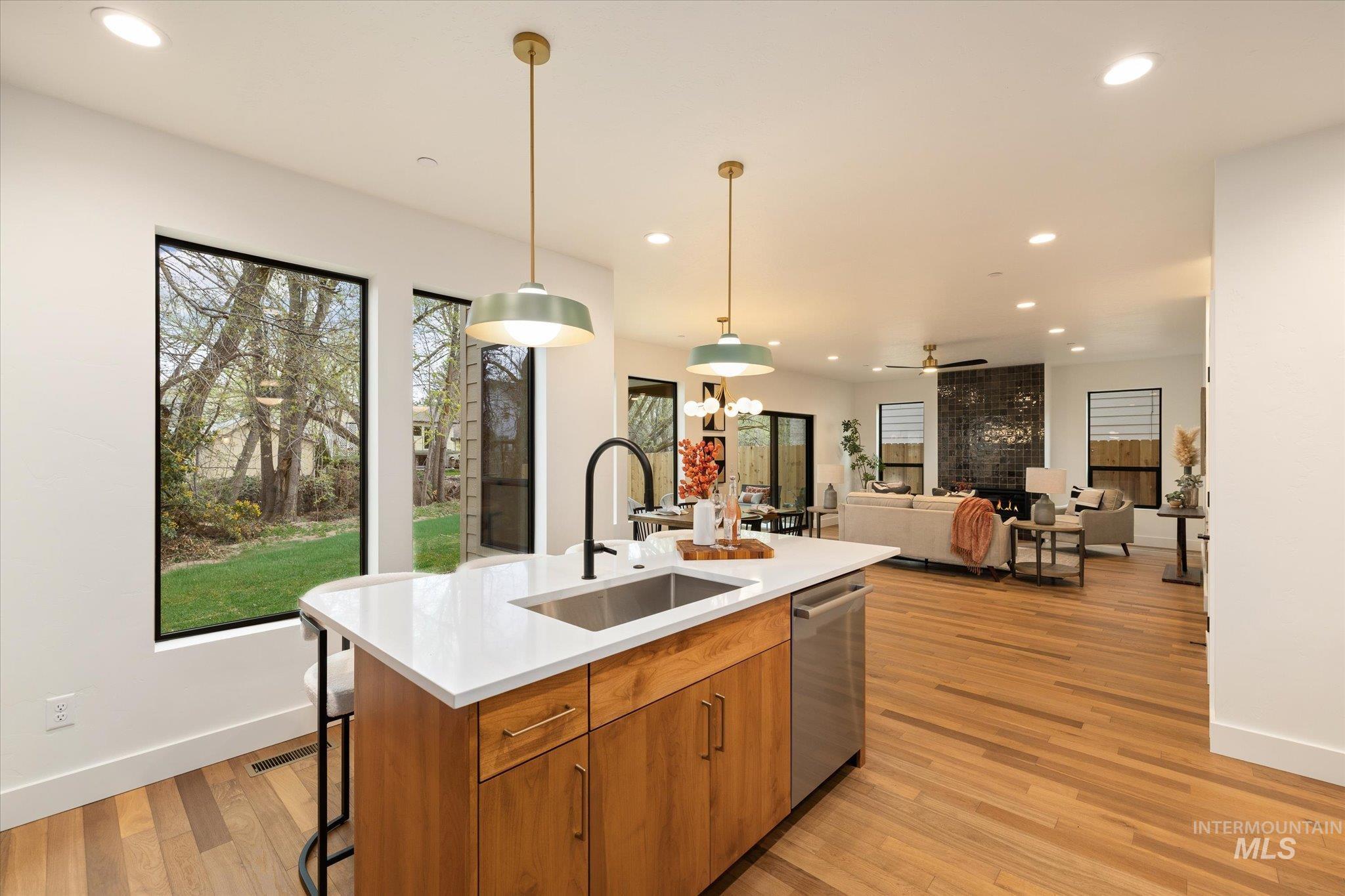 5616 W Grover St, Boise, Idaho 83705, 4 Bedrooms, 3 Bathrooms, Residential For Sale, Price $799,800,MLS 98980481