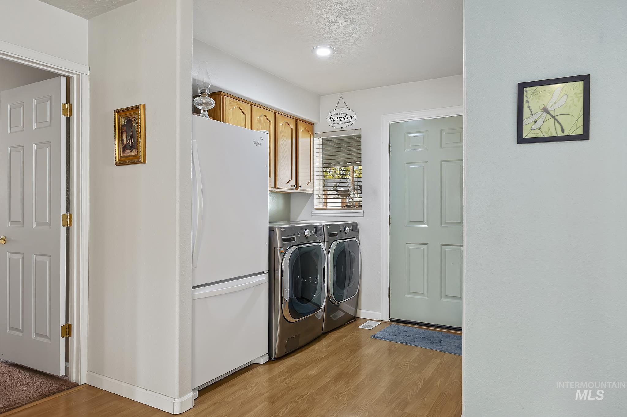 704 E Avenue D, Jerome, Idaho 83338, 3 Bedrooms, 2 Bathrooms, Residential For Sale, Price $349,950,MLS 98980482