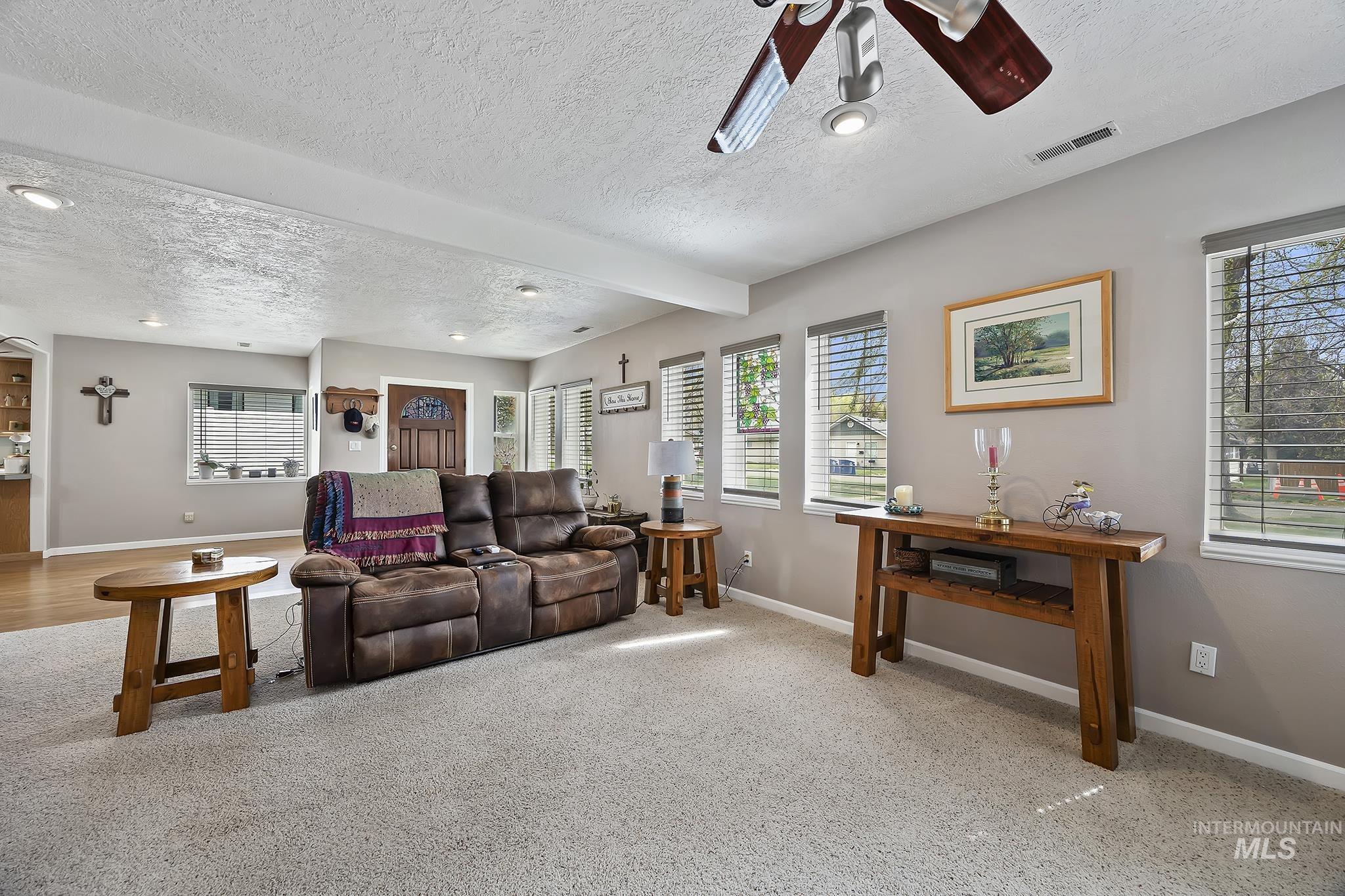 704 E Avenue D, Jerome, Idaho 83338, 3 Bedrooms, 2 Bathrooms, Residential For Sale, Price $349,950,MLS 98980482