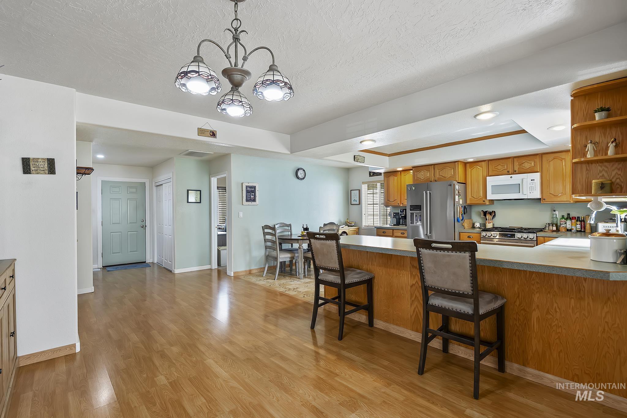 704 E Avenue D, Jerome, Idaho 83338, 3 Bedrooms, 2 Bathrooms, Residential For Sale, Price $349,950,MLS 98980482