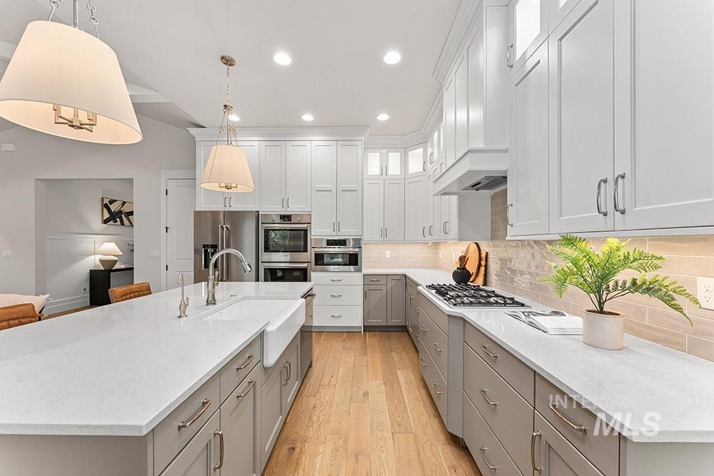 2515 N World Cup Way, Eagle, Idaho 83616, 3 Bedrooms, 2 Bathrooms, Residential For Sale, Price $995,000,MLS 98980483