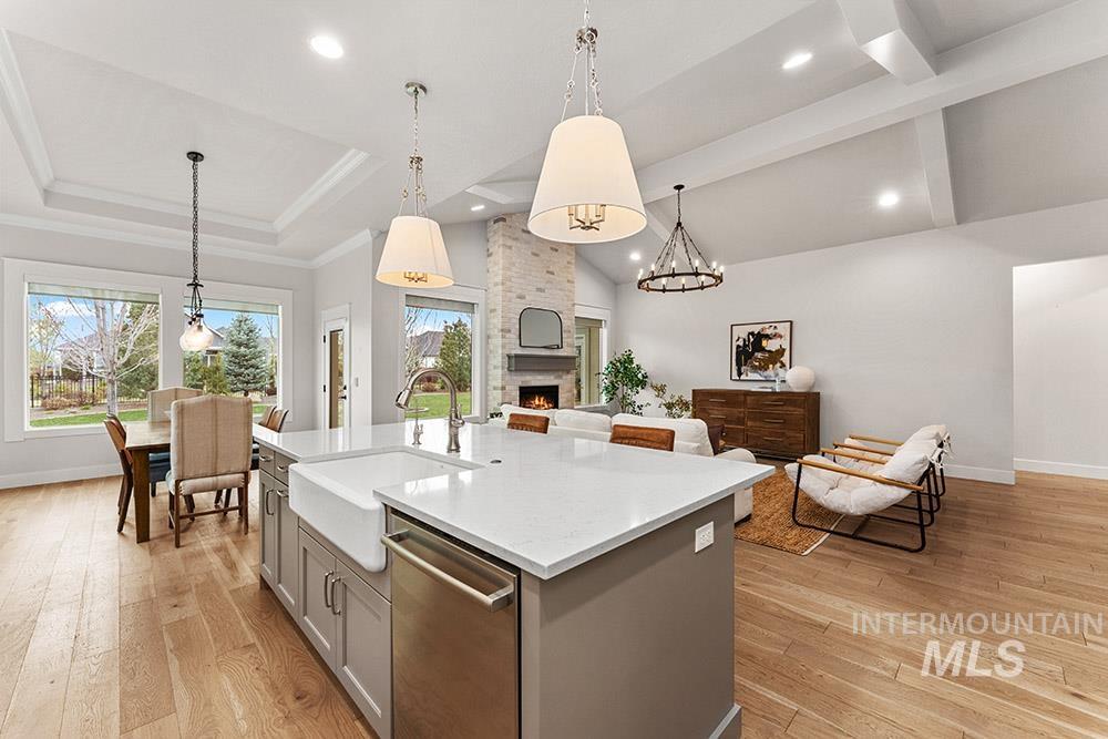 2515 N World Cup Way, Eagle, Idaho 83616, 3 Bedrooms, 2 Bathrooms, Residential For Sale, Price $995,000,MLS 98980483