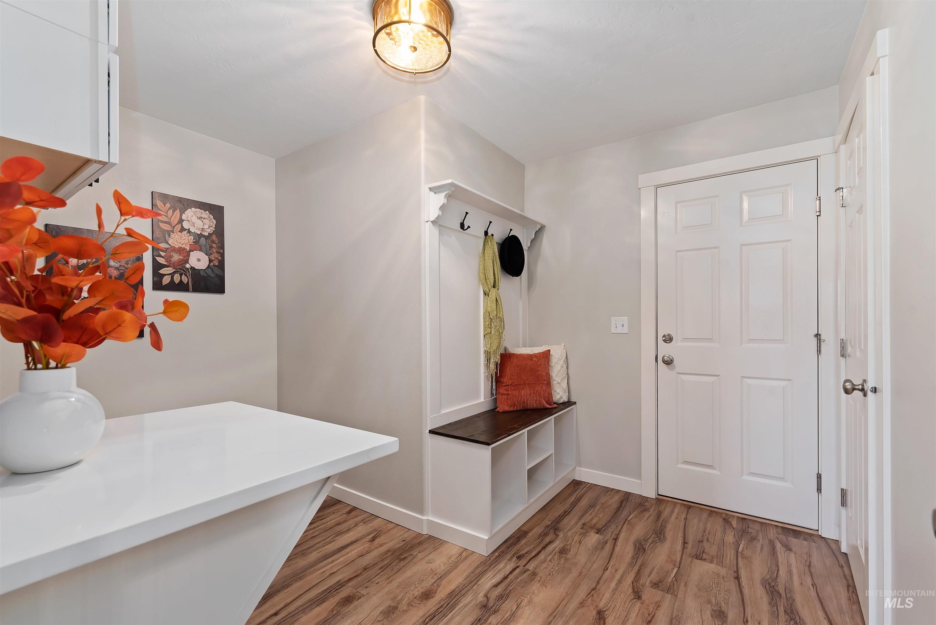 2610 N Snowbell Rd, Kuna, Idaho 83634-3417, 5 Bedrooms, 2.5 Bathrooms, Residential For Sale, Price $600,000,MLS 98980484