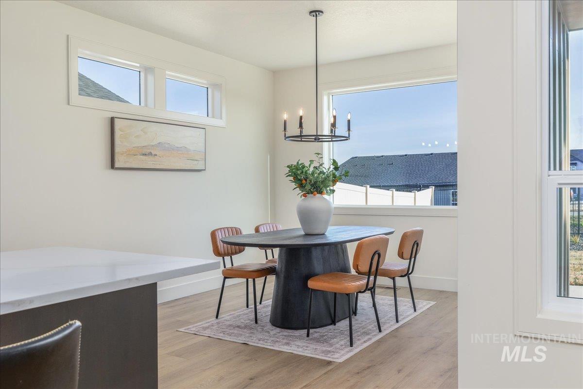 430 S Radiator Way, Boise, Idaho 83716, 3 Bedrooms, 2 Bathrooms, Residential For Sale, Price $460,000,MLS 98980485