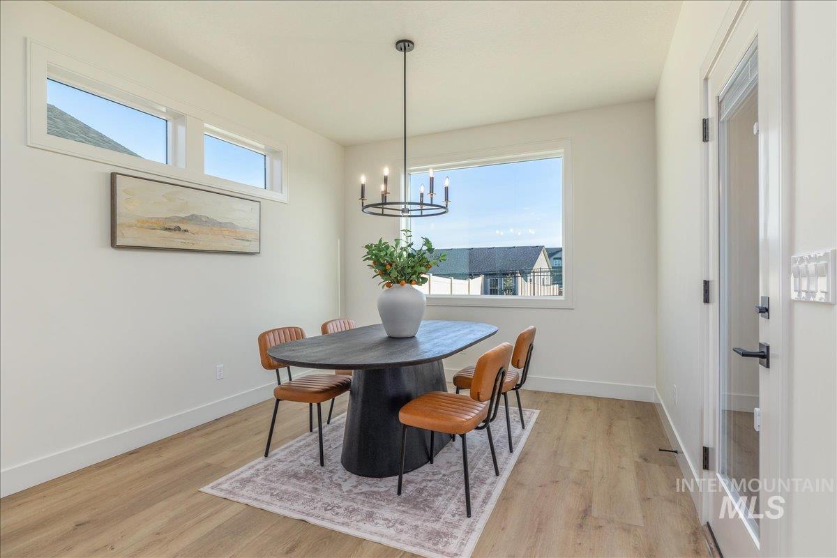 430 S Radiator Way, Boise, Idaho 83716, 3 Bedrooms, 2 Bathrooms, Residential For Sale, Price $460,000,MLS 98980485