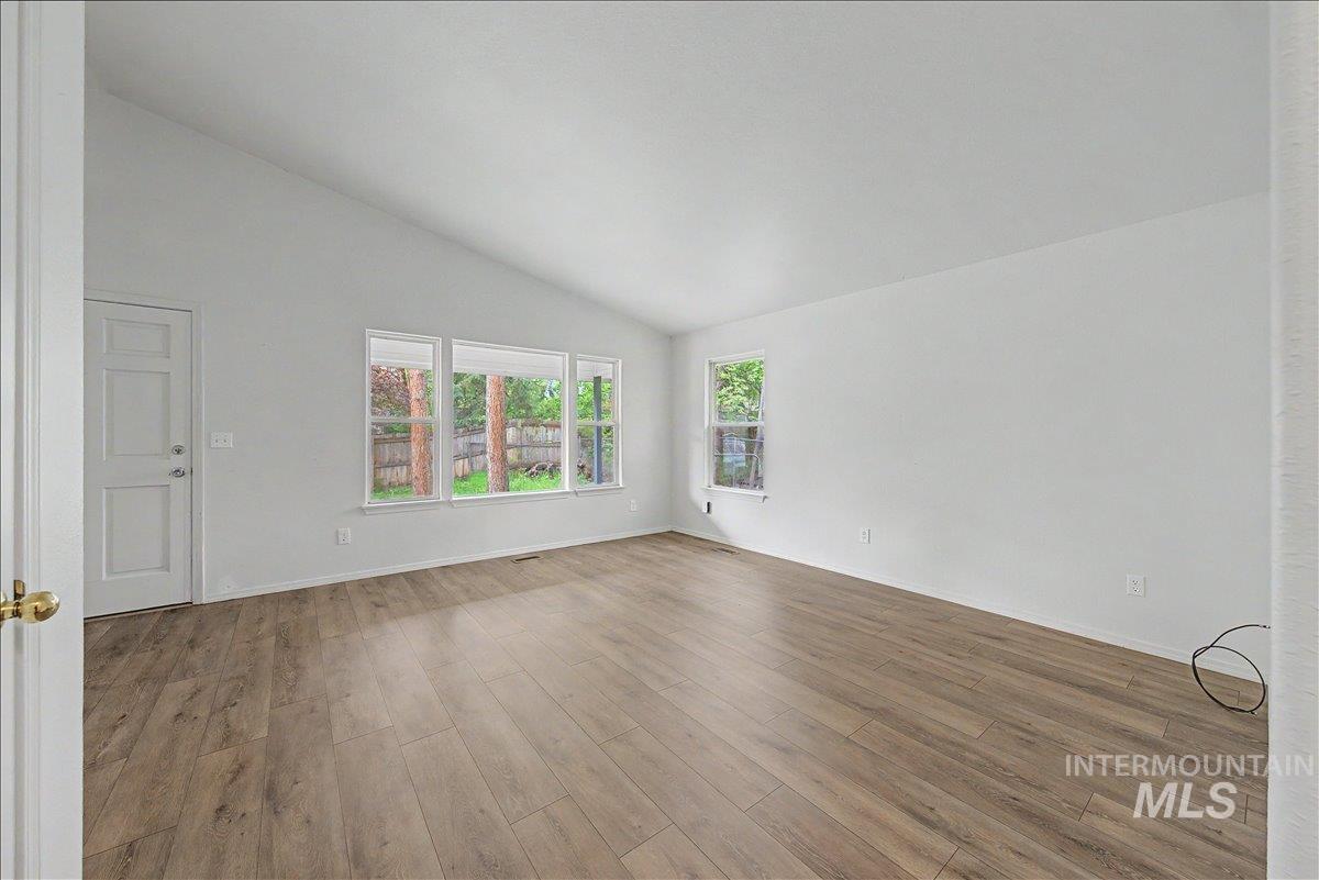 2984 N 26th St, Boise, Idaho 83702, 3 Bedrooms, 2 Bathrooms, Residential For Sale, Price $544,900, 98980486