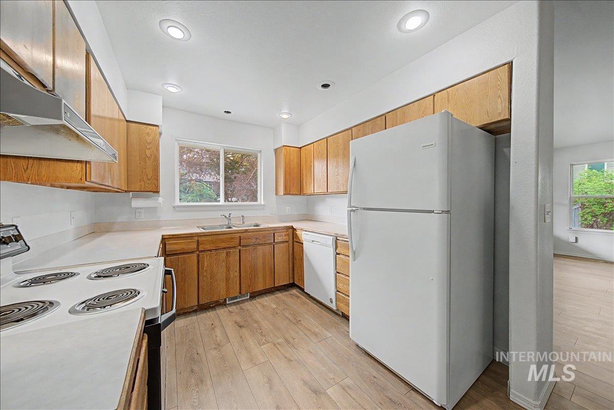 2984 N 26th St, Boise, Idaho 83702, 3 Bedrooms, 2 Bathrooms, Residential For Sale, Price $524,900,MLS 98980486