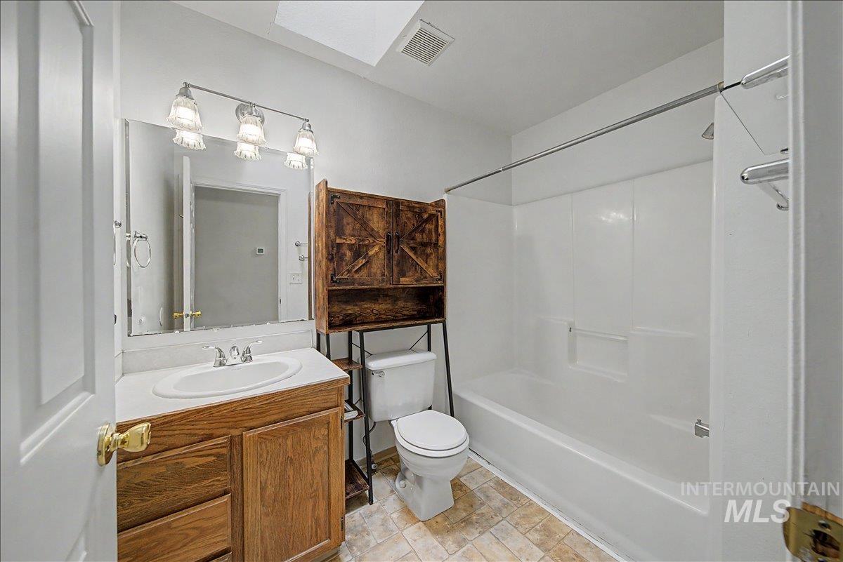 2984 N 26th St, Boise, Idaho 83702, 3 Bedrooms, 2 Bathrooms, Residential For Sale, Price $524,900,MLS 98980486