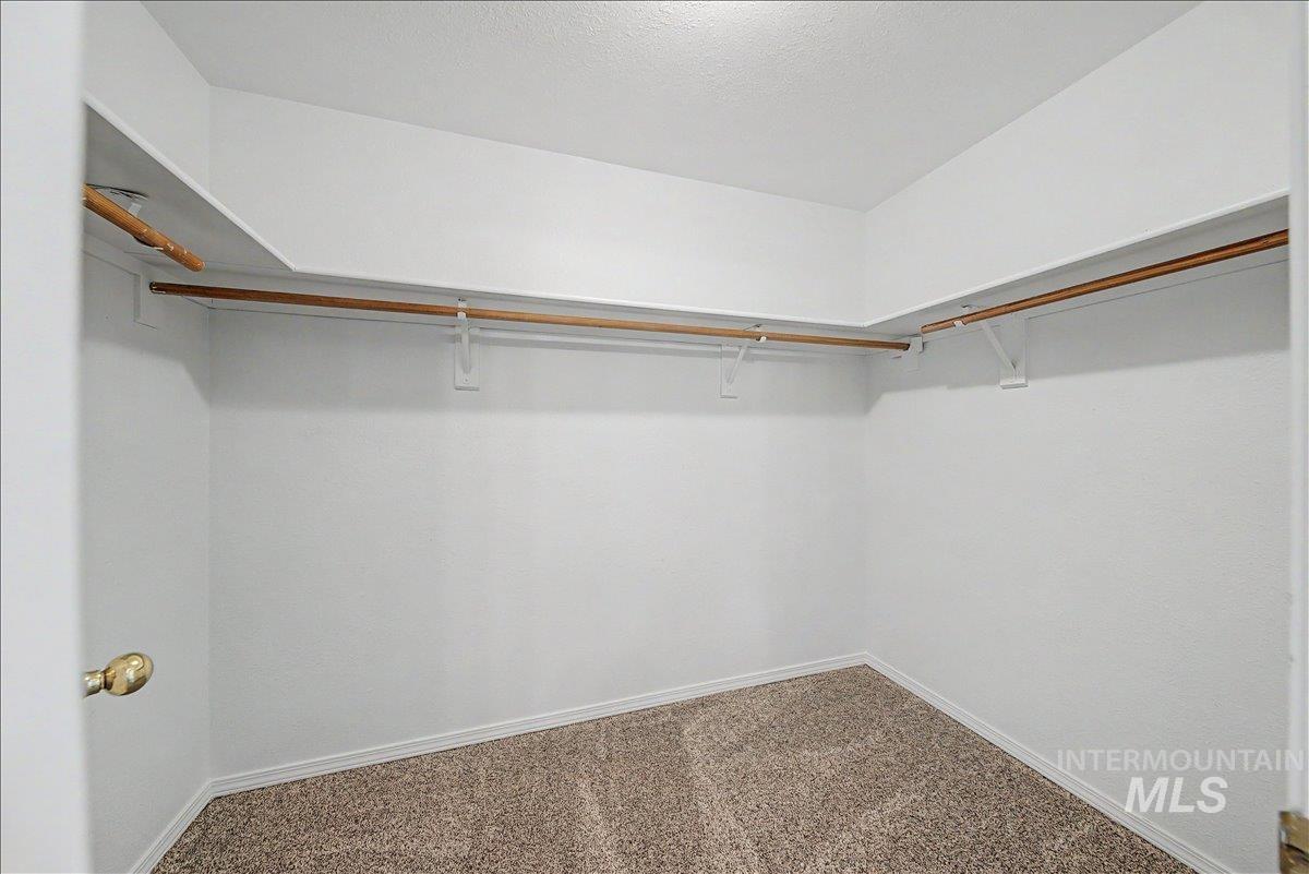 2984 N 26th St, Boise, Idaho 83702, 3 Bedrooms, 2 Bathrooms, Residential For Sale, Price $524,900,MLS 98980486