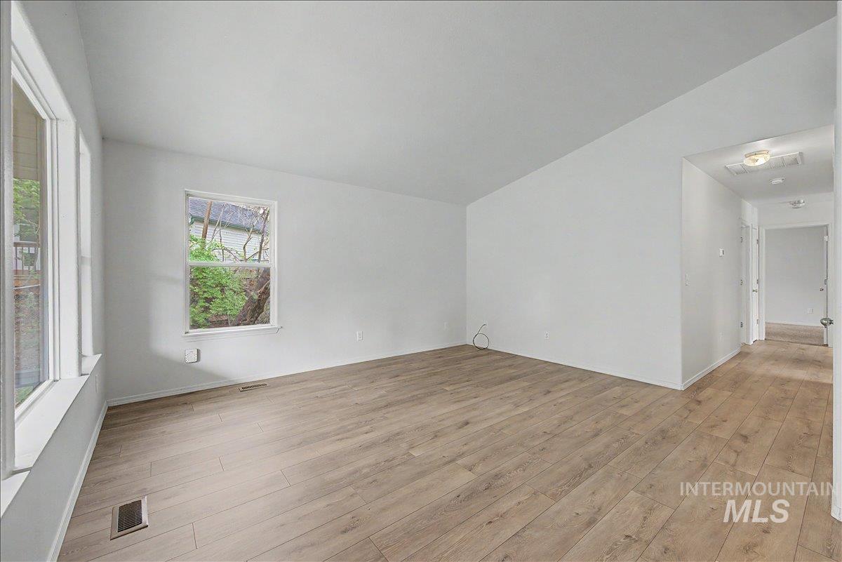 2984 N 26th St, Boise, Idaho 83702, 3 Bedrooms, 2 Bathrooms, Residential For Sale, Price $544,900, 98980486