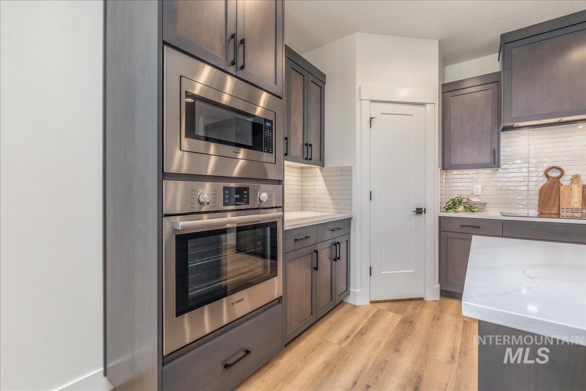 440 S Radiator Way, Boise, Idaho 83716, 3 Bedrooms, 2 Bathrooms, Residential For Sale, Price $470,000,MLS 98980487