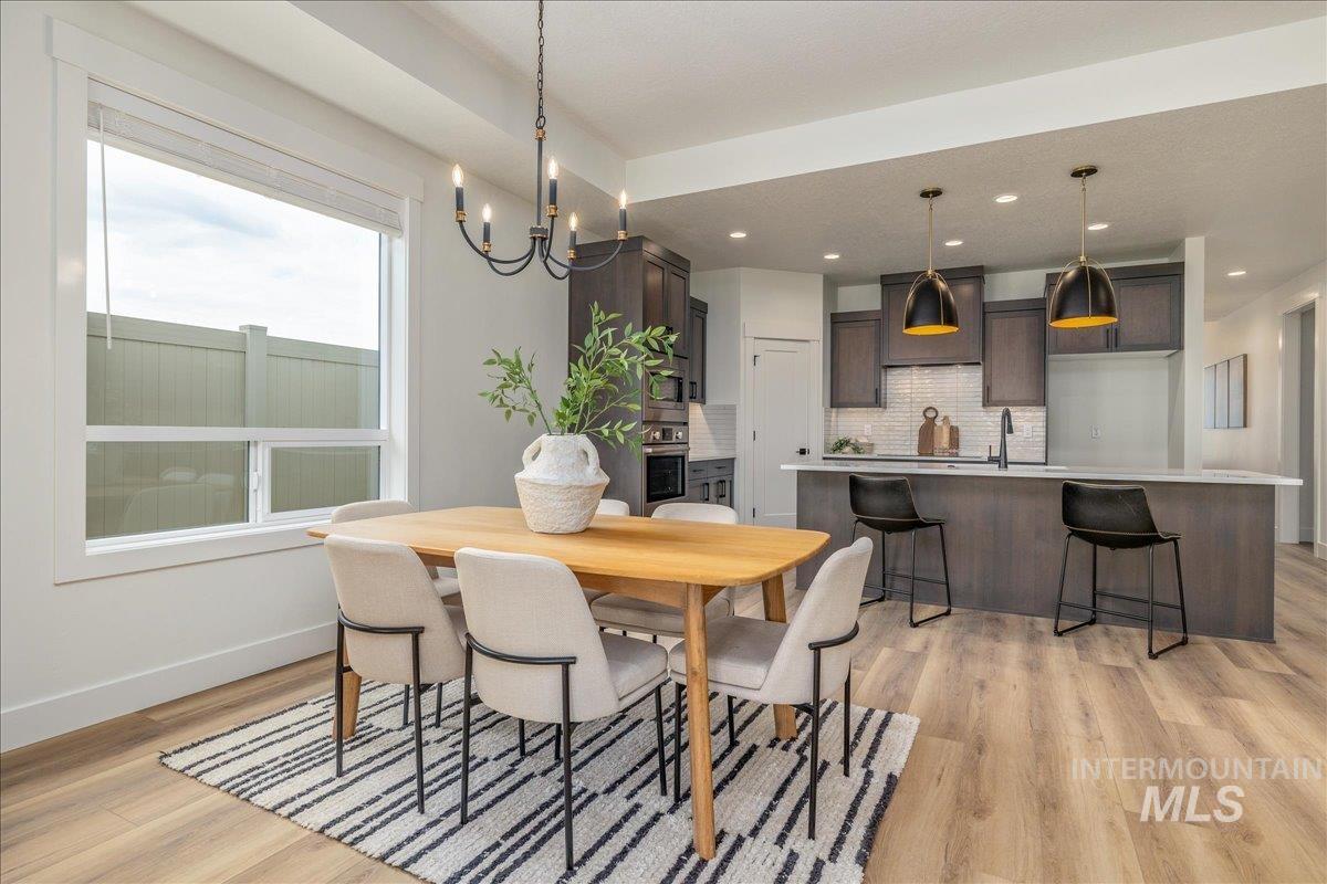 440 S Radiator Way, Boise, Idaho 83716, 3 Bedrooms, 2 Bathrooms, Residential For Sale, Price $470,000,MLS 98980487