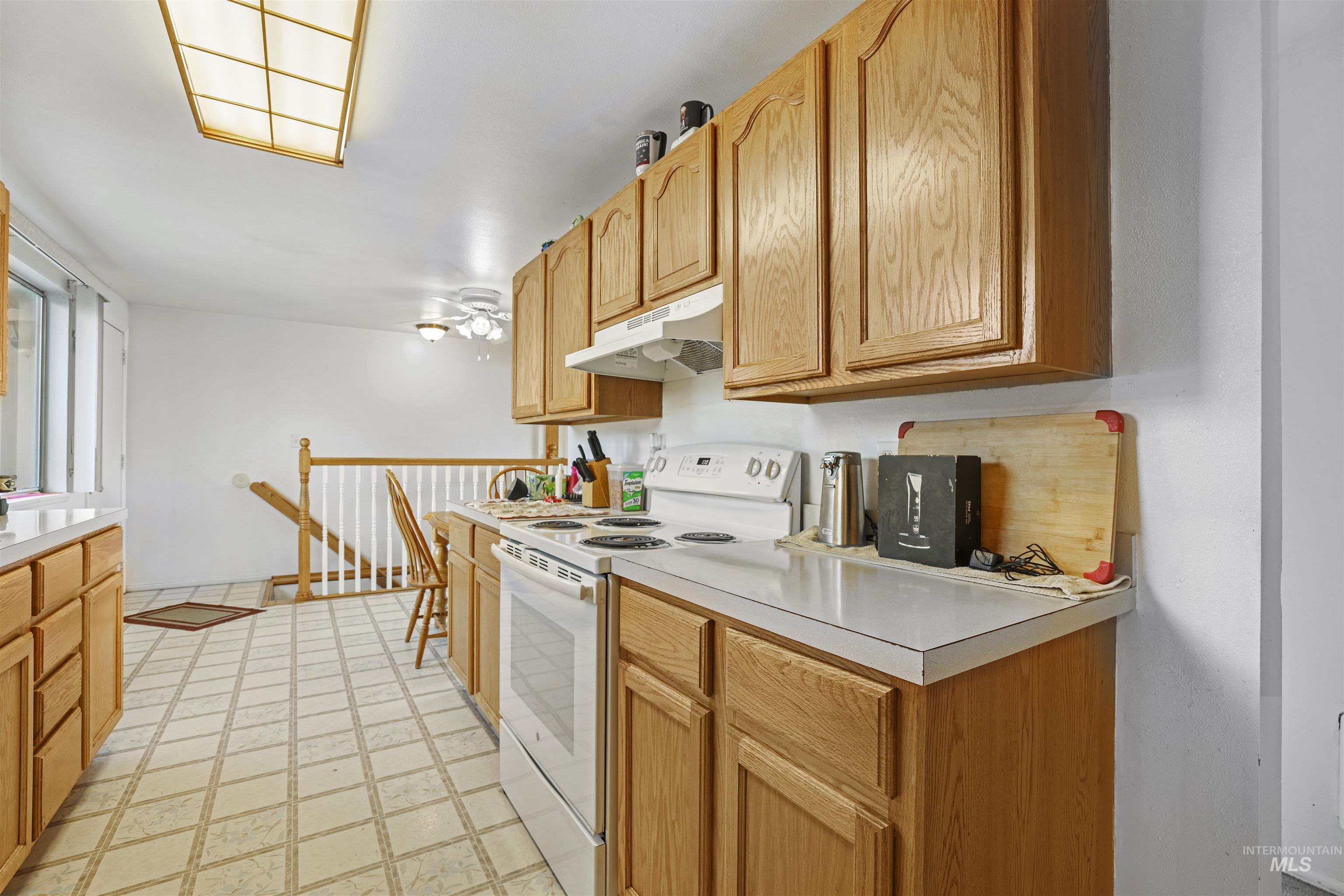 328 E Ave J, Jerome, Idaho 83338, 4 Bedrooms, 1 Bathroom, Residential For Sale, Price $289,900,MLS 98980488