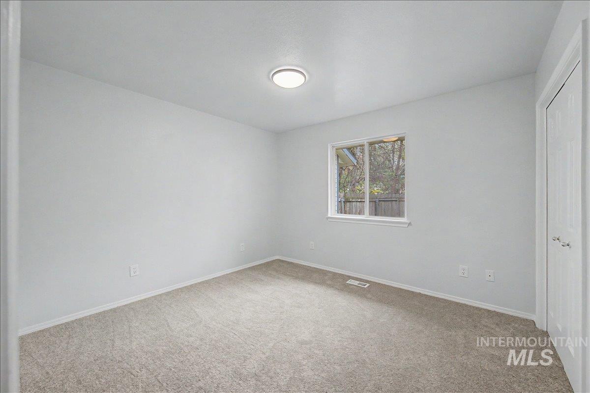 2501 W Hill Rd, Boise, Idaho 83702, 3 Bedrooms, 2 Bathrooms, Residential For Sale, Price $544,900, 98980489